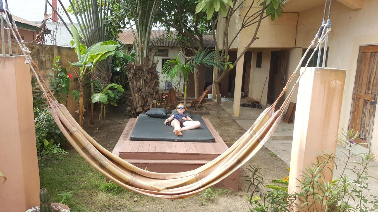 La Guesthouse Etoile โกโตนู ภายนอก รูปภาพ