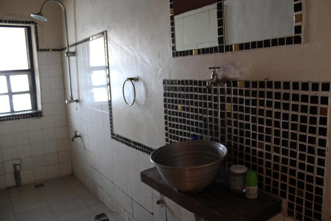 La Guesthouse Etoile โกโตนู ภายนอก รูปภาพ