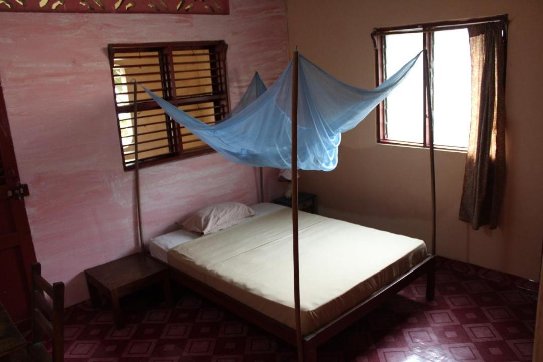 La Guesthouse Etoile โกโตนู ภายนอก รูปภาพ