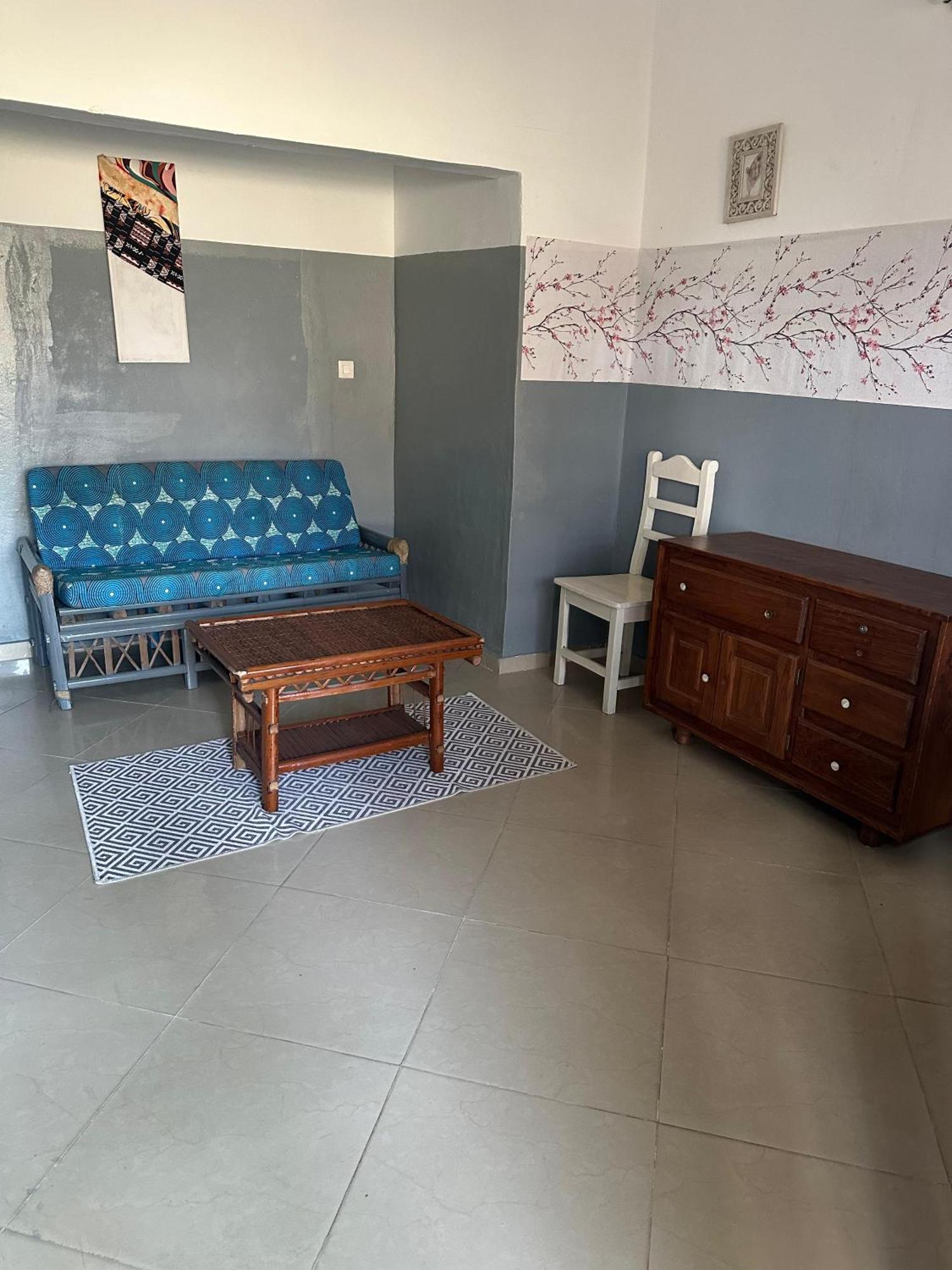 La Guesthouse Etoile โกโตนู ภายนอก รูปภาพ