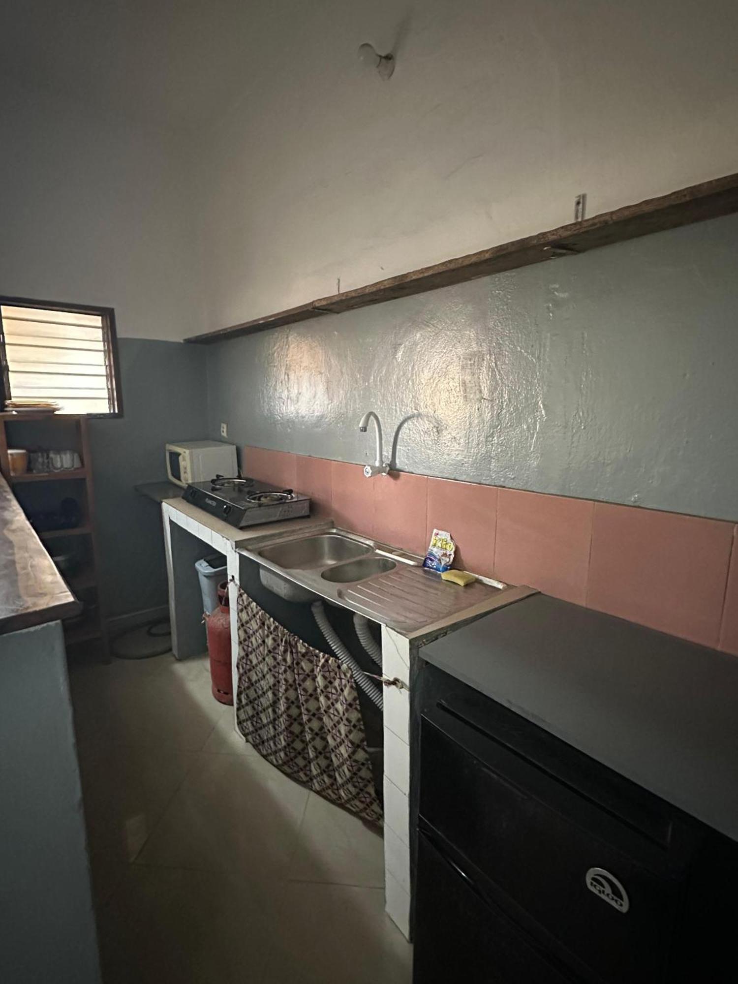 La Guesthouse Etoile โกโตนู ภายนอก รูปภาพ