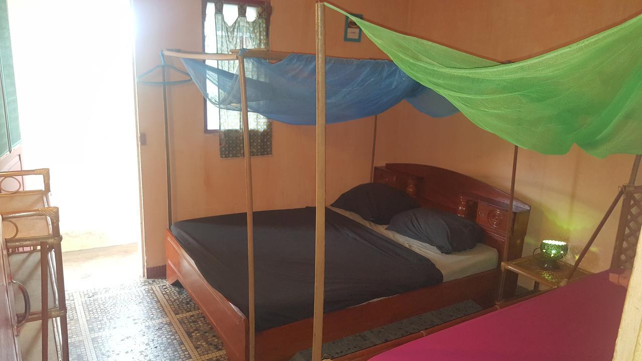 La Guesthouse Etoile โกโตนู ภายนอก รูปภาพ